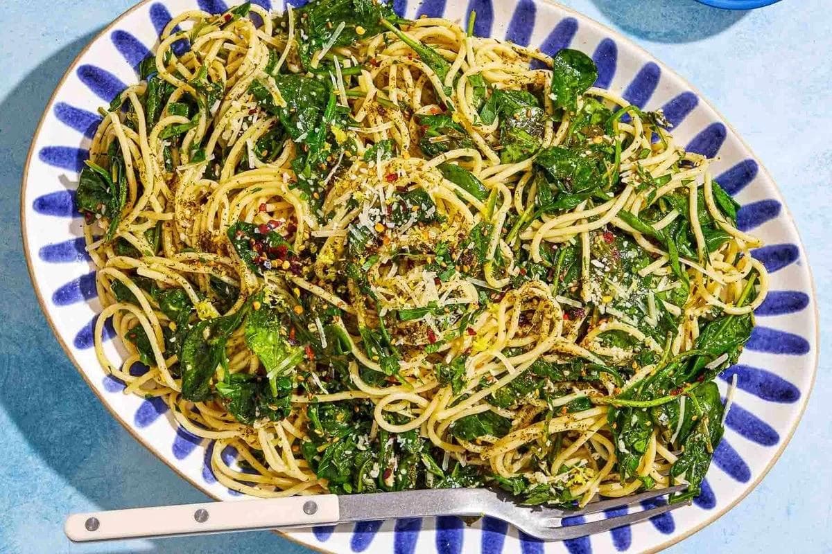 Spinach Pasta with Za’atar, Lemon, and Parsley