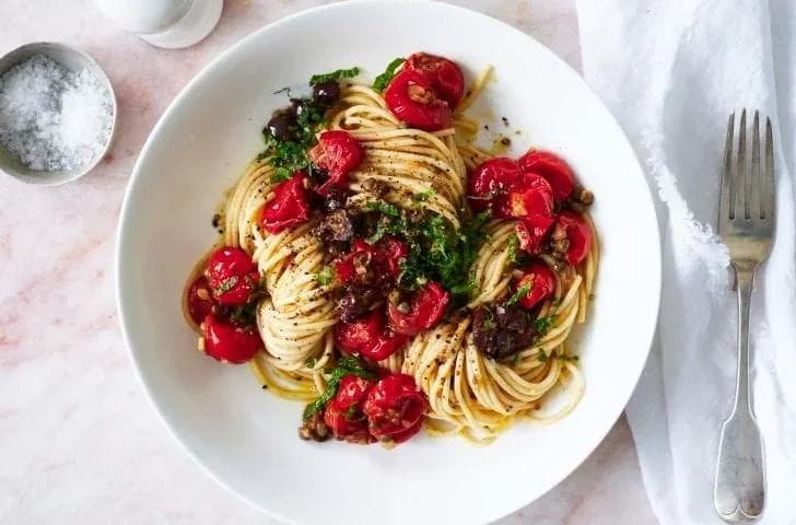 Spaghetti with Tomatoes